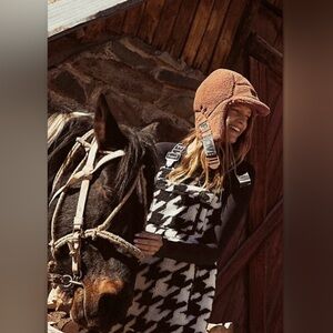 NWT Free People Movement Ascend Strappy Fleece Trapper Hat in Redwood